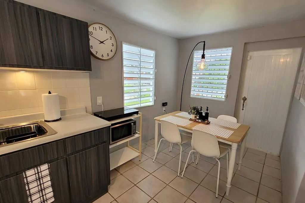 Naguabo Renovated Property - Cozy Apartment 0*,